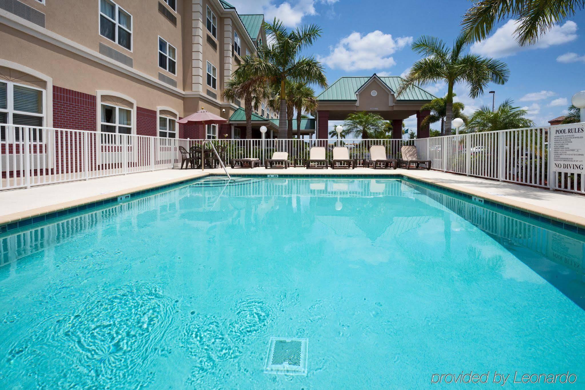 Country Inn & Suites By Radisson, Bradenton-Lakewood-Ranch, Fl Esterno foto